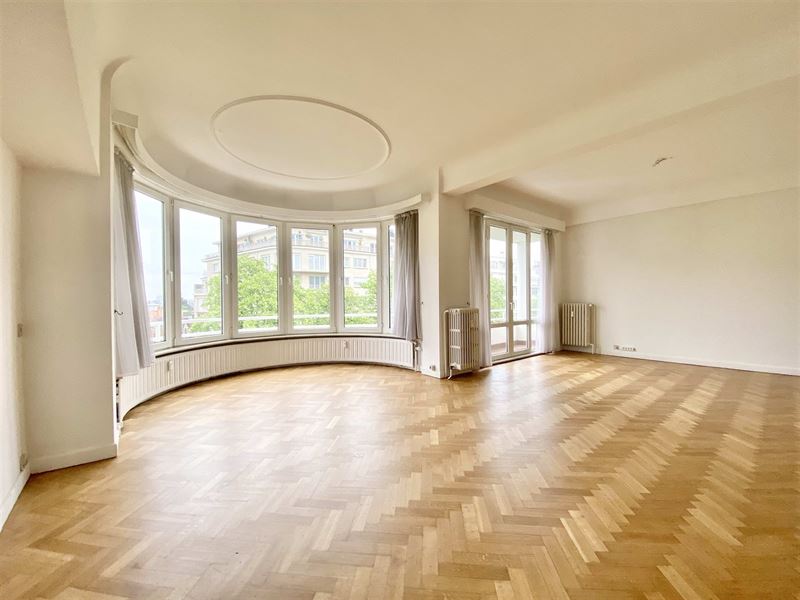 Prachtig en licht appartement 155m², vlakbij Bos