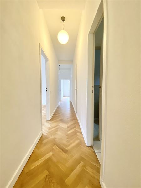 Prachtig en licht appartement 155m², vlakbij Bos