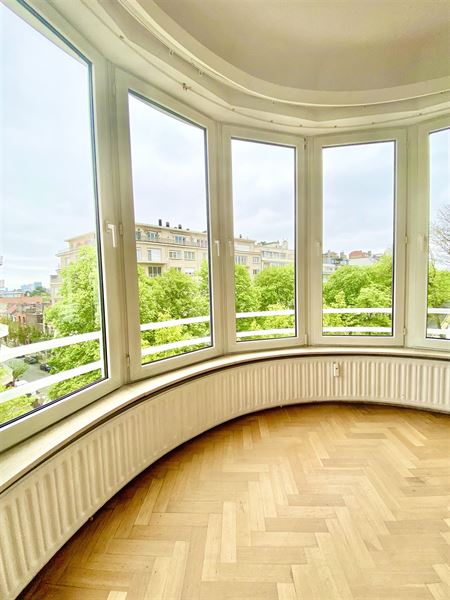 Prachtig en licht appartement 155m², vlakbij Bos