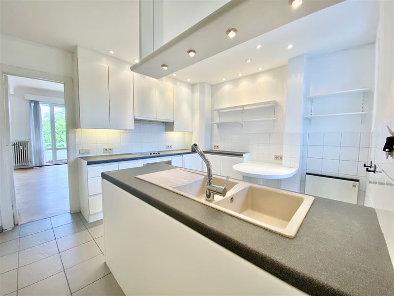 Prachtig en licht appartement 155m², vlakbij Bos