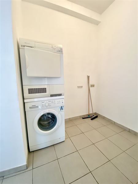 Prachtig en licht appartement 155m², vlakbij Bos