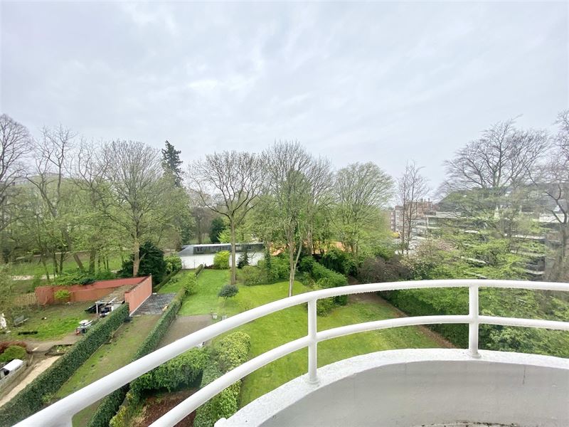 Prachtig en licht appartement 155m², vlakbij Bos