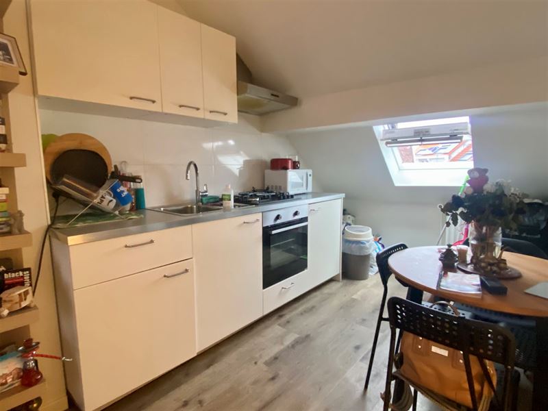 Appartementenhuis met 4 wooneenheden nabij Louise