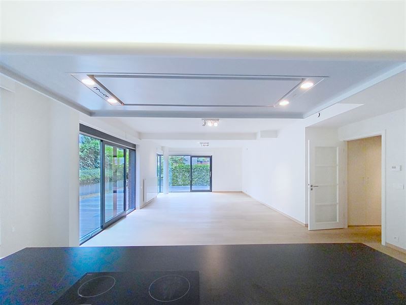 Appart. in achtergebouw met 50m2 terras