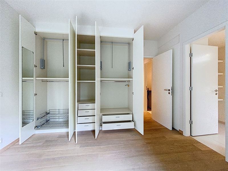 Appart. in achtergebouw met 50m2 terras