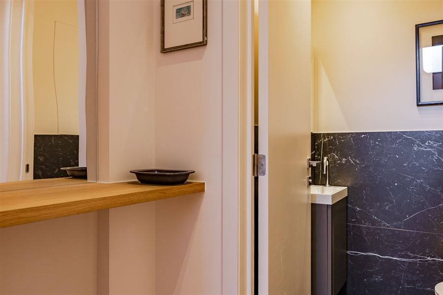 Furnished triplex near Châtelain
