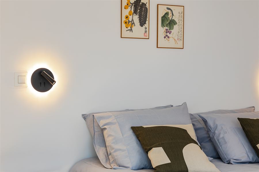 Furnished triplex near Châtelain
