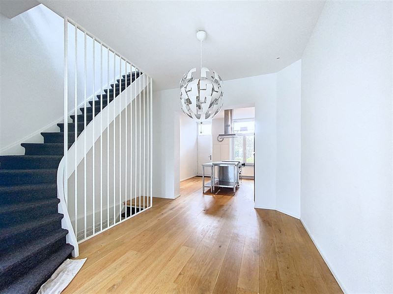 Adorable house renovated like new