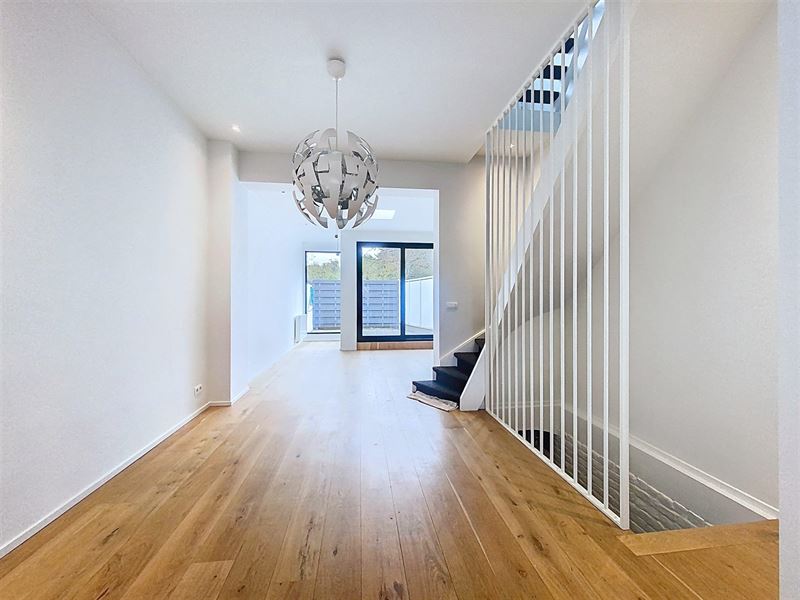 Adorable house renovated like new