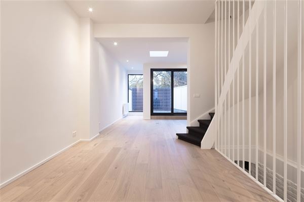 Schattig huis gerenoveerd als nieuw