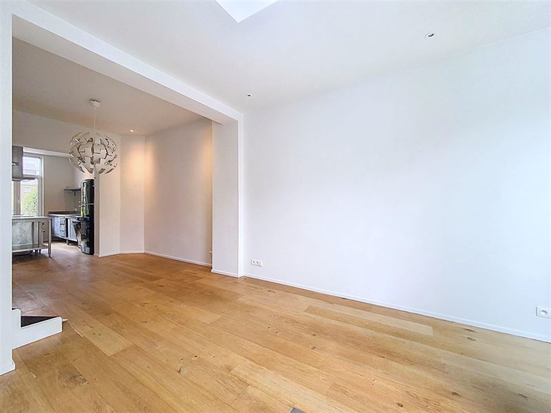 Adorable house renovated like new