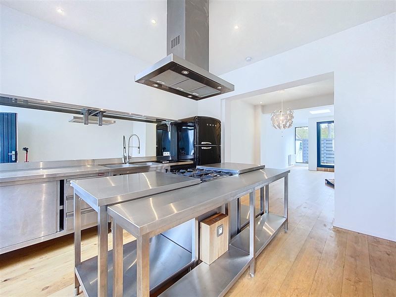 Adorable house renovated like new