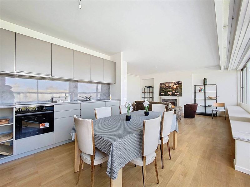 Bright 5 bedroom penthouse - OK co-living