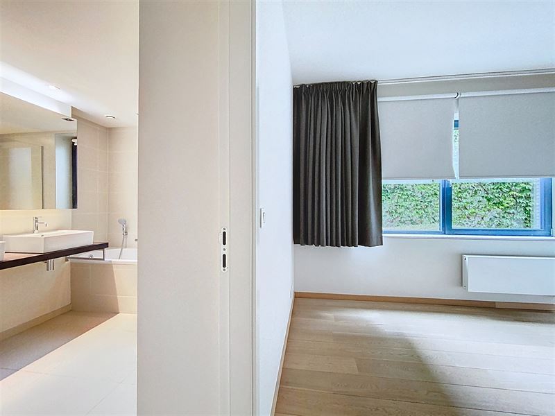 Appart. in achtergebouw met 50m2 terras