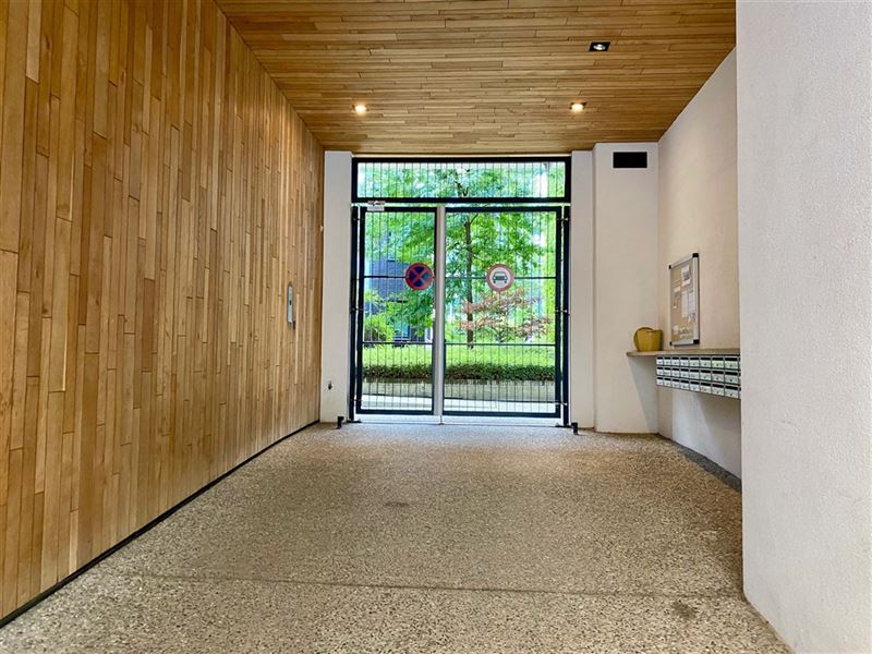 Appart. in achtergebouw met 50m2 terras