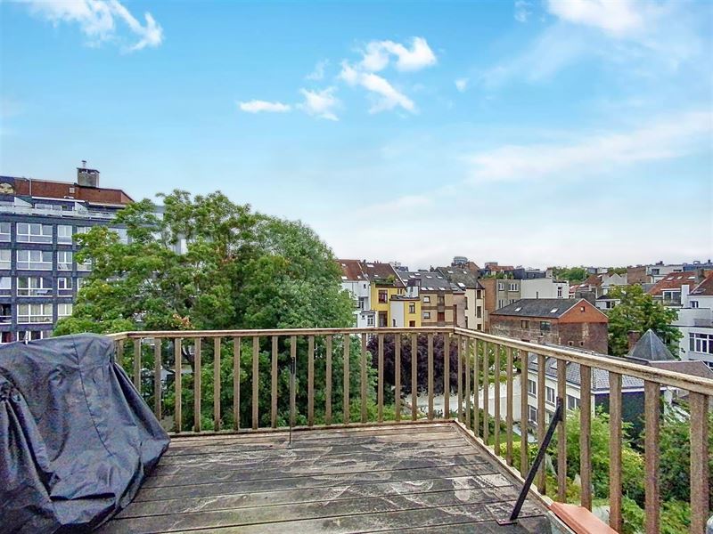 Nabij Stephanie Louise, duplex penthouse met terras