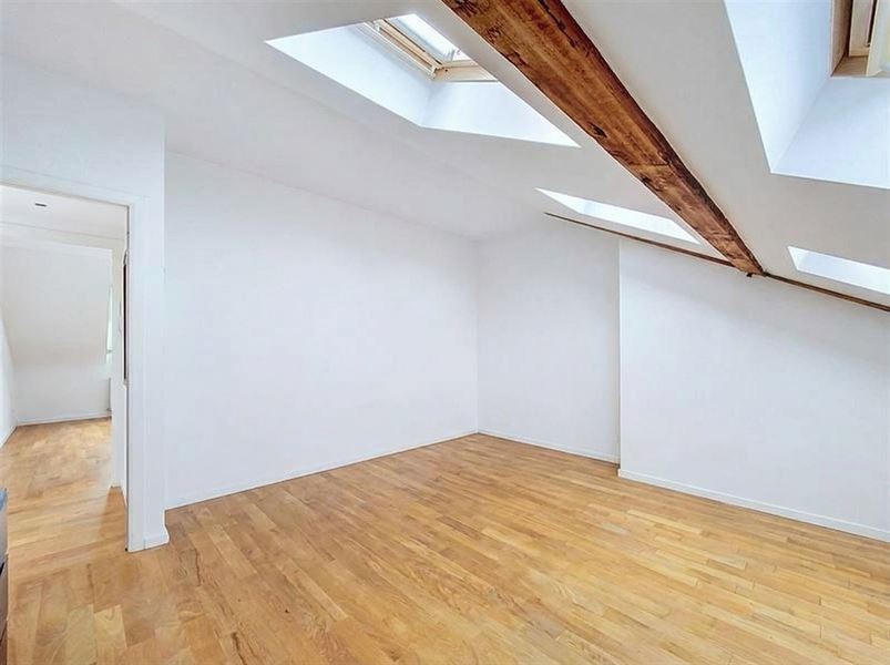 Near Stephanie Louise Duplex penthouse with terrace