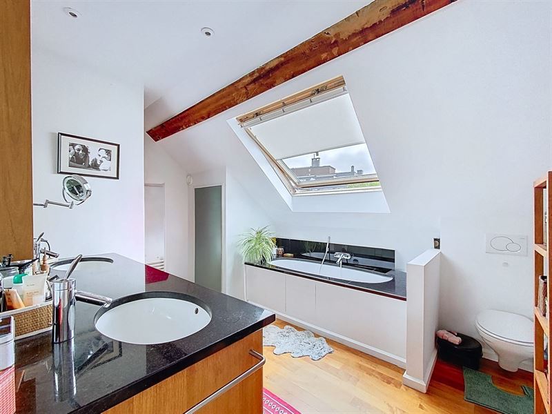 Nabij Stephanie Louise, duplex penthouse met terras