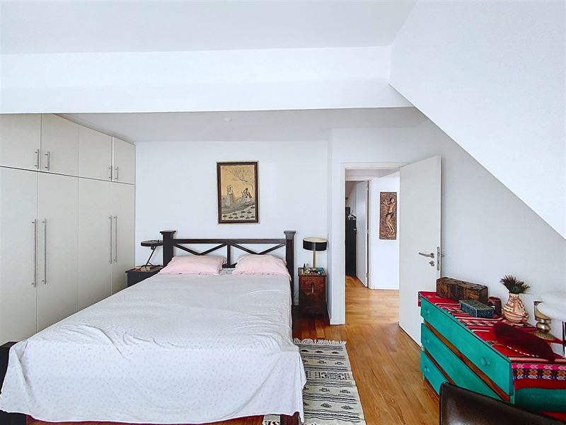 Nabij Stephanie Louise, duplex penthouse met terras