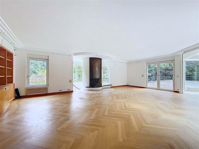 Prince Orange spacious 6 bedroom villa with swimming pool