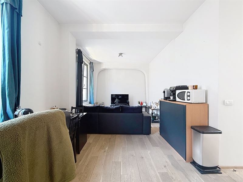 Bright one-bedroom apartment in Royal Quarter