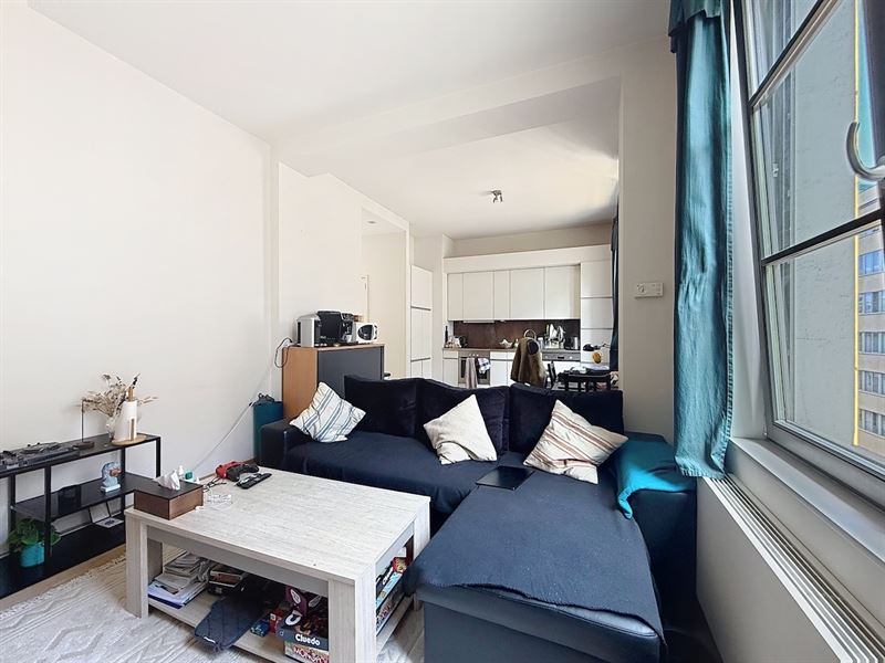 Bright one-bedroom apartment in Royal Quarter