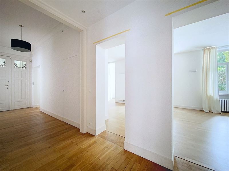 Pl. Brugmann fabuleux appartement avec jardin 