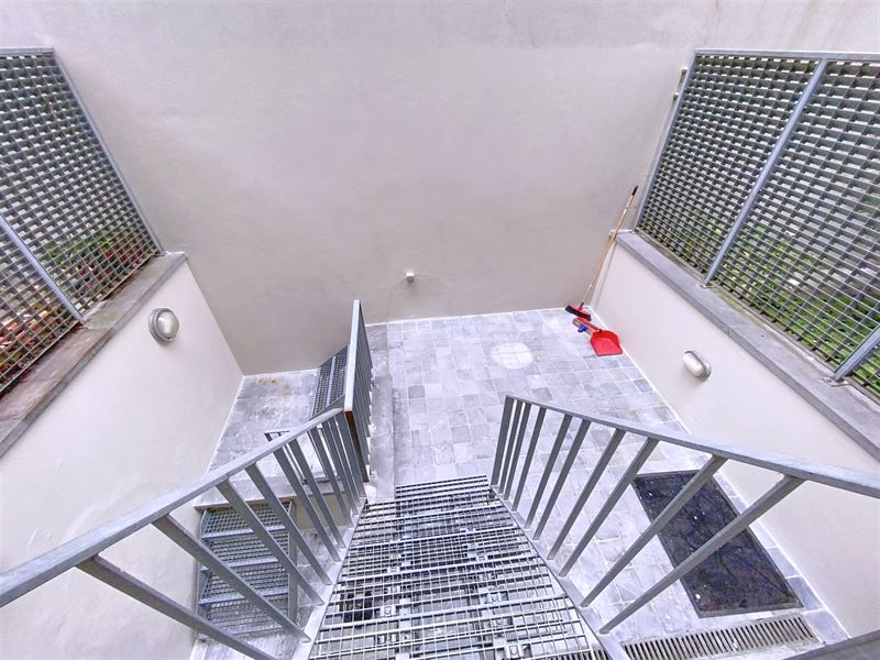 Beautiful duplex on groundfloor