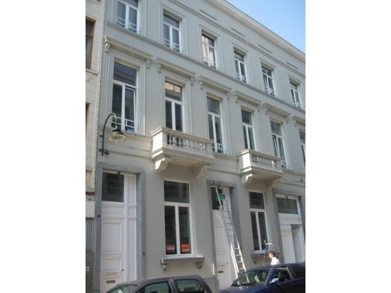 Beautiful duplex on groundfloor