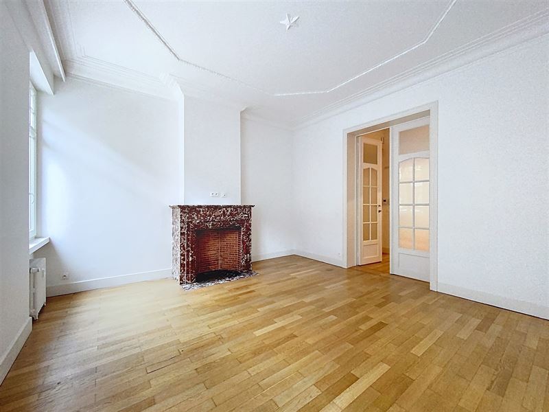 Pl. Brugmann fabuleux appartement avec jardin 