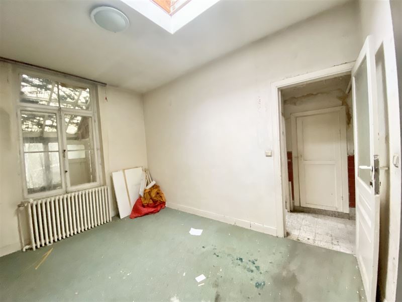 Te renoveren huis