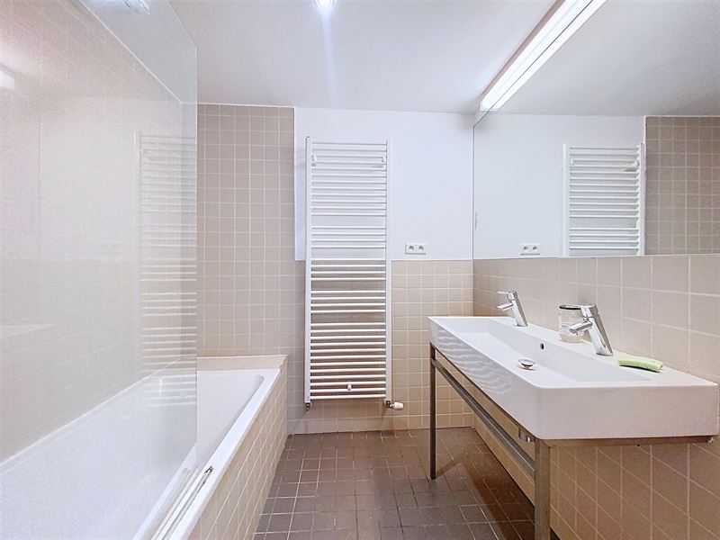 Beautiful duplex on groundfloor