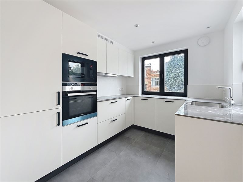 Duplex penthouse 2 chambres renové
