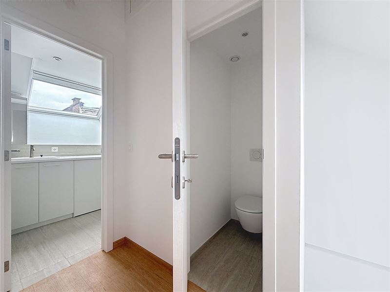 Duplex penthouse 2 chambres renové