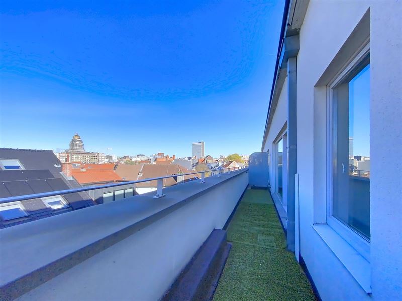 2 slaapkamer appartement met prachtig terras en uitzicht