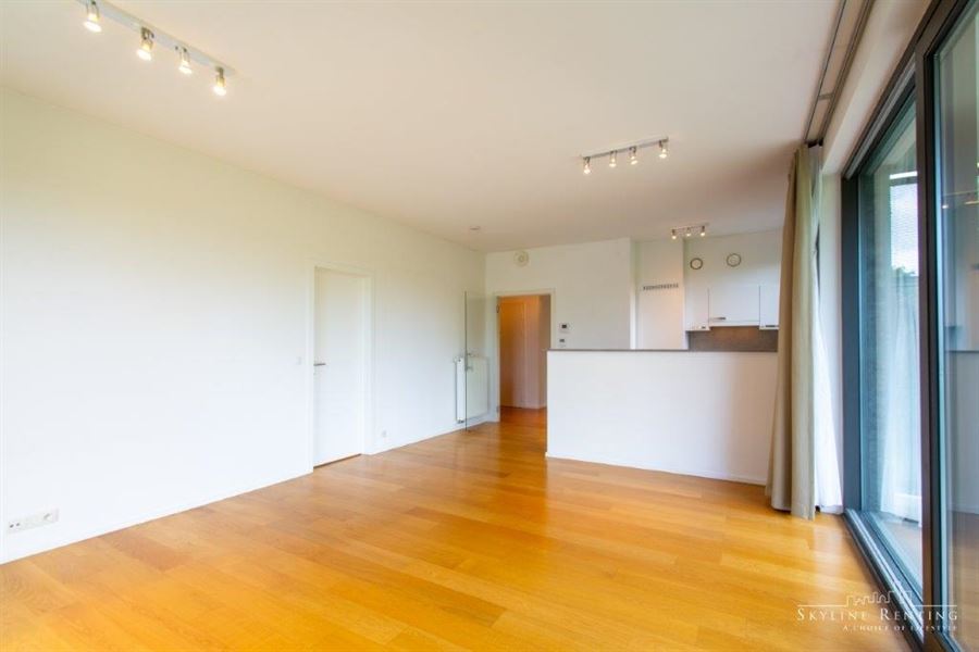 Appartement avec terrasse dans immeuble moderne