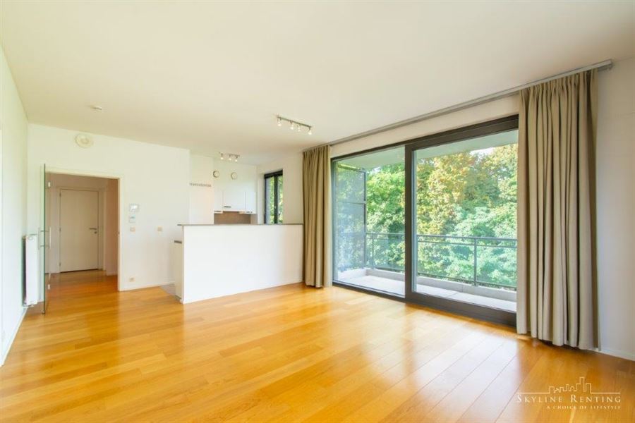 Appartement avec terrasse dans immeuble moderne