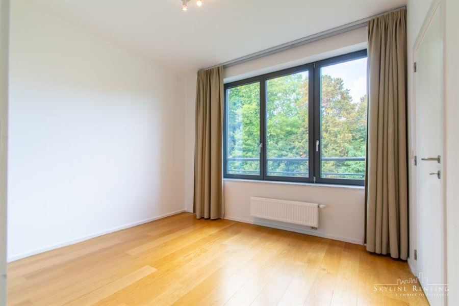 Appartement avec terrasse dans immeuble moderne