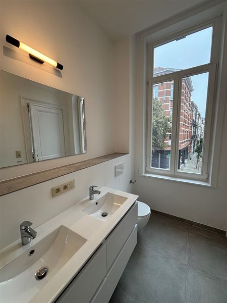 Gerenoveerde duplex tussen Louizalaan en Bascule