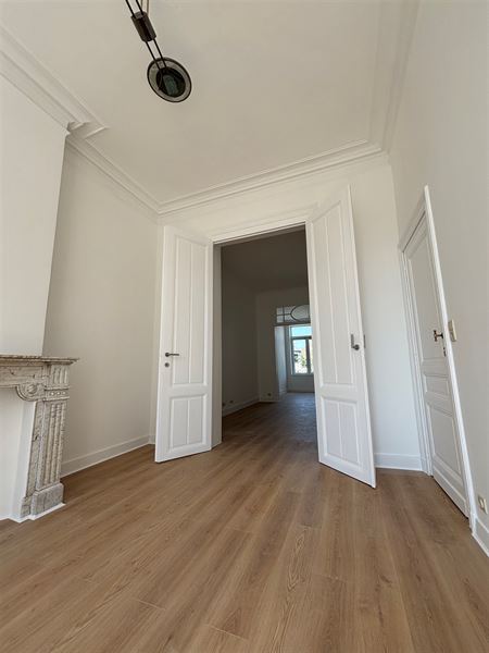 Gerenoveerde duplex tussen Louizalaan en Bascule