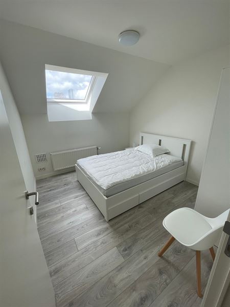 Triplex meublé quartier Européen