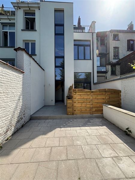 Gerenoveerde duplex tussen Louizalaan en Bascule