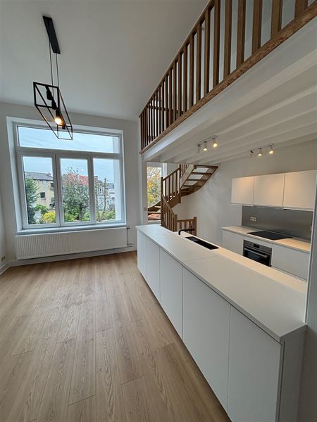 Gerenoveerde duplex tussen Louizalaan en Bascule