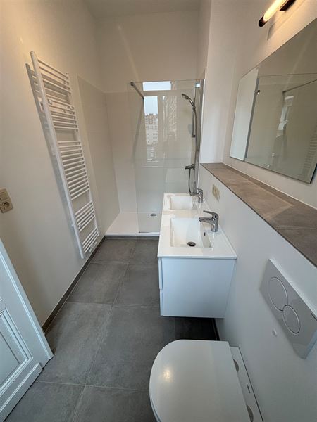 Gerenoveerde duplex tussen Louizalaan en Bascule