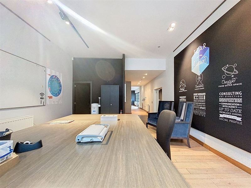 Châtelain Atypique surface de bureau