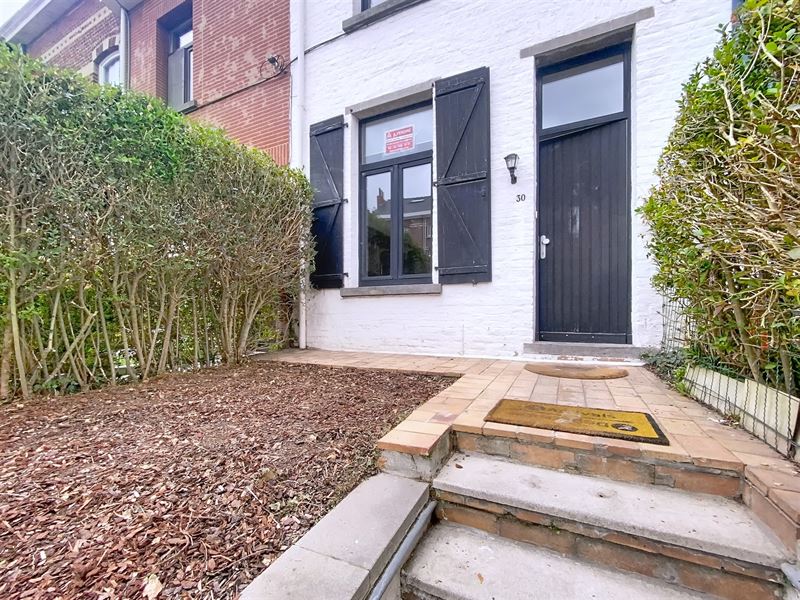 Schattig huis gerenoveerd als nieuw