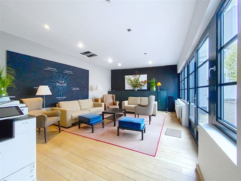 Châtelain Atypische loft atelier showroom
