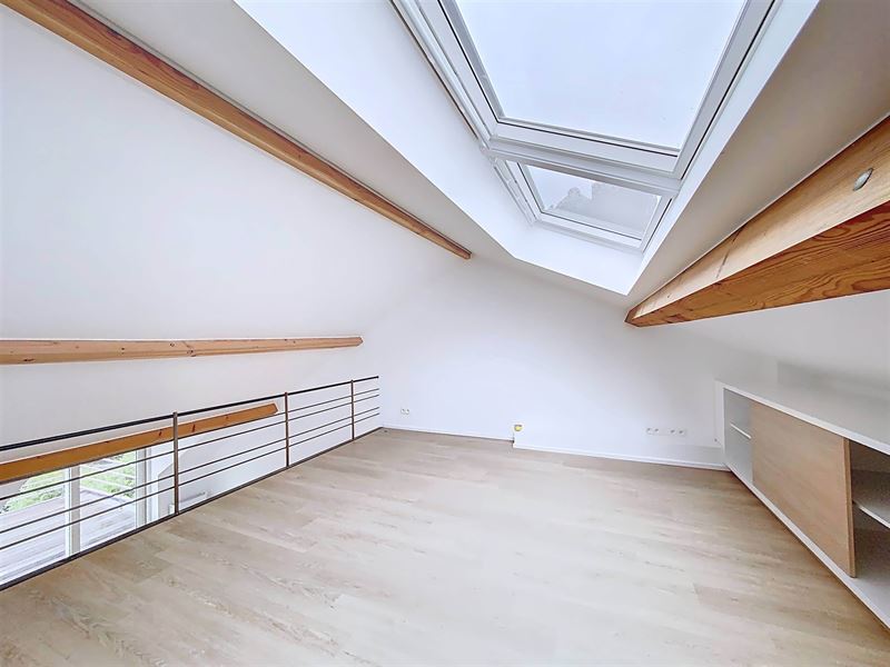 Renovated penthouse with 20m2 terrace