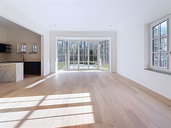 Prins Oranje wijk, 4-zijdige villa