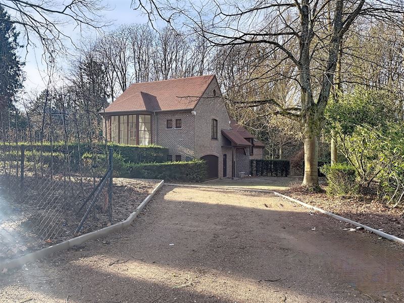 Prins Oranje wijk, 4-zijdige villa